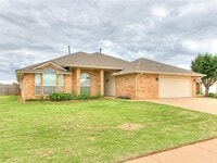 Building Photo - 2700 NW 161st Cir