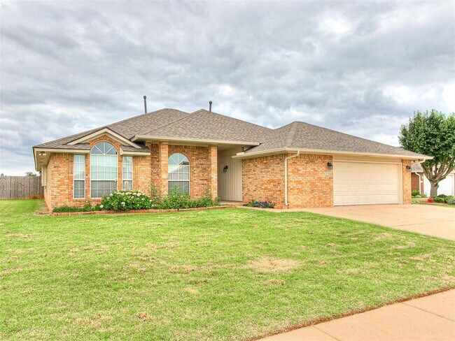Primary Photo - 2700 NW 161st Cir