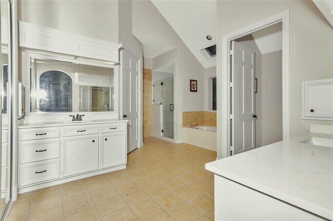 Building Photo - 11771 Quail Creek Dr