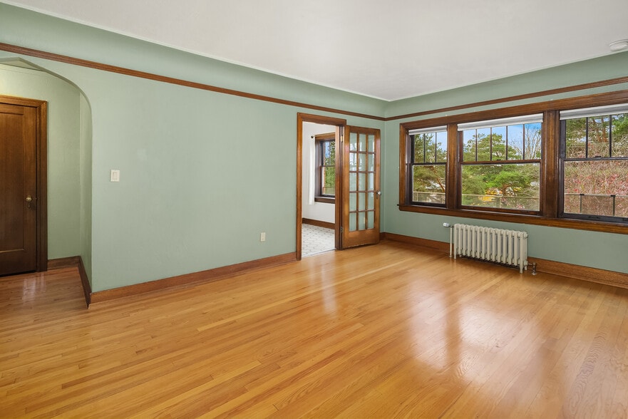 Building Photo - 1631 16th Ave