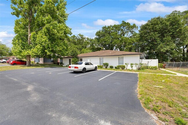 Building Photo - 3025 SE 55th Ave