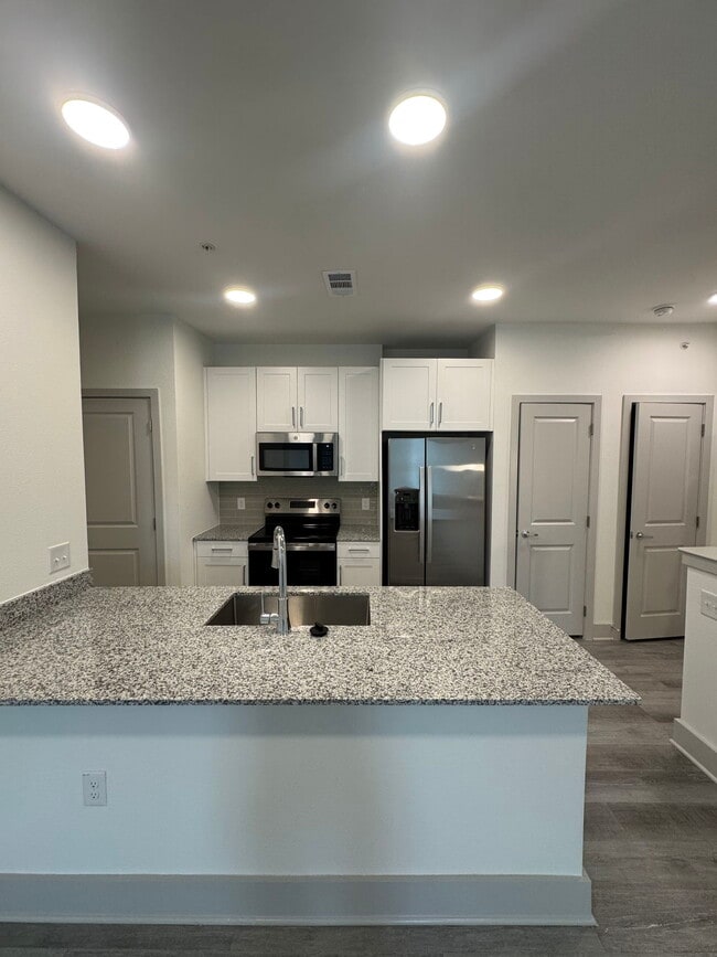 Building Photo - 5432 Huffines Blvd