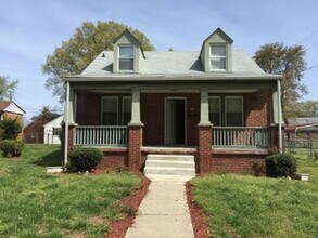 Building Photo - 3 bed room brick house in Henrico County! ...