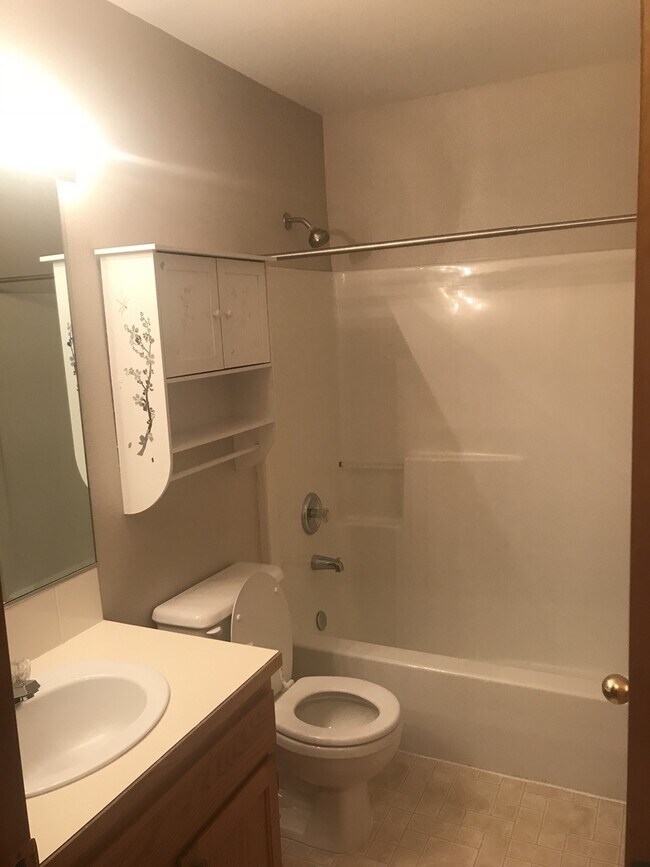 Building Photo - 1506-1508 SW Athens Ave