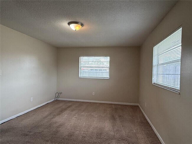 Building Photo - 134 Glendale Dr