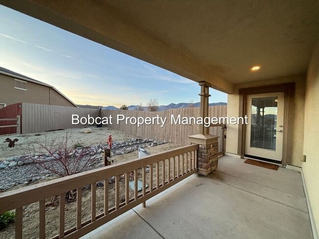 Building Photo - 100 Deschutes Dr