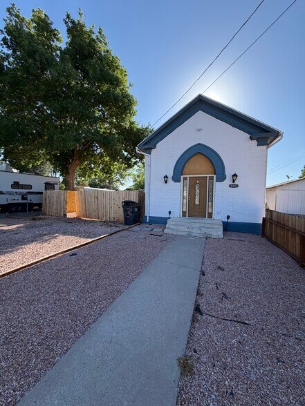 Building Photo - 146 N 300 E