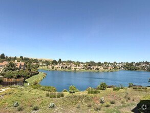 Building Photo - Beautiful Lakefront Condo Home With Specta...
