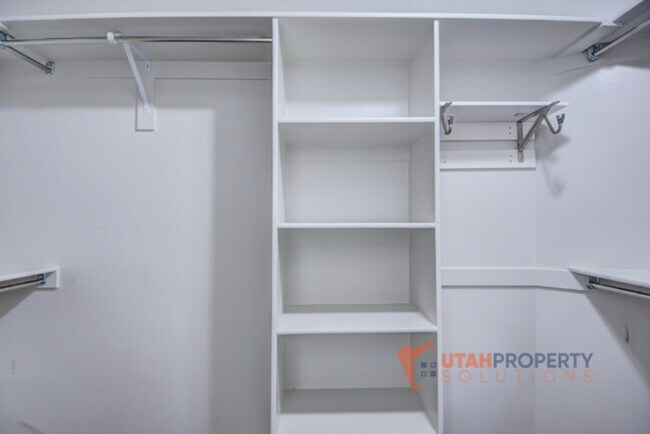 Building Photo - 14847 Garrison Ln