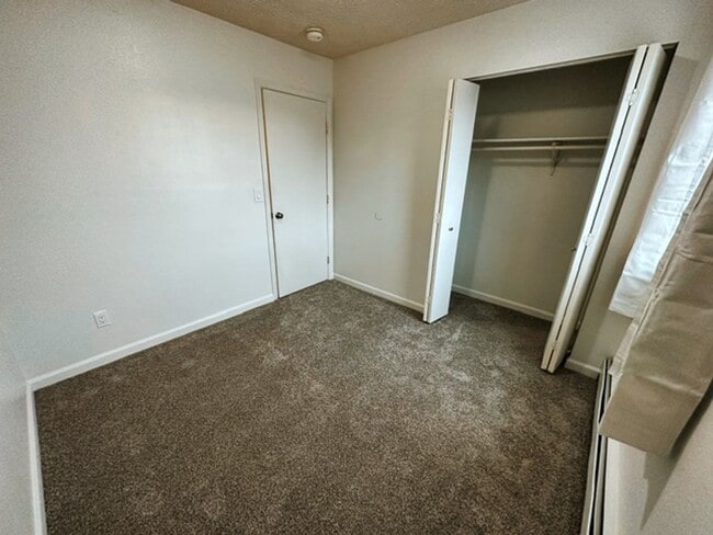 Building Photo - 3012 W 33rd Avenue