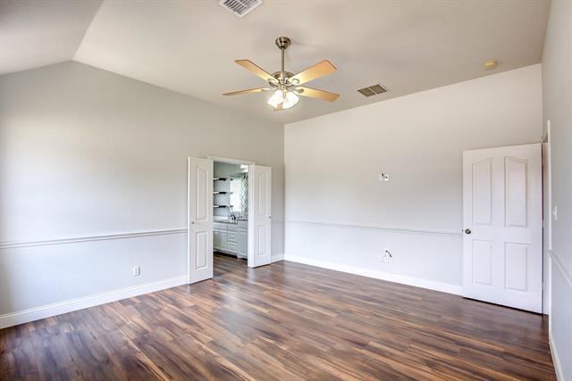 Building Photo - 262 Saddlebrook Ct