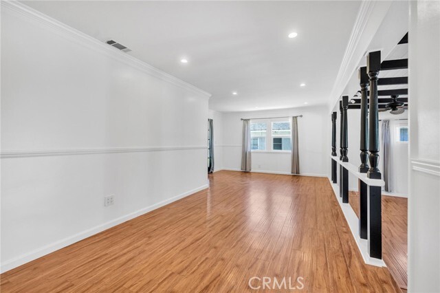 Building Photo - 8607 Strub Ave