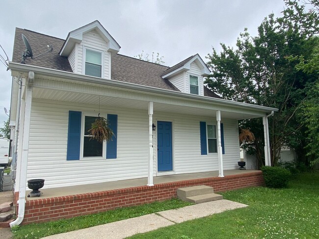 Primary Photo - 607 N Greenwood Ext