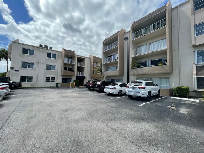 Building Photo - 7777 SW 86th St