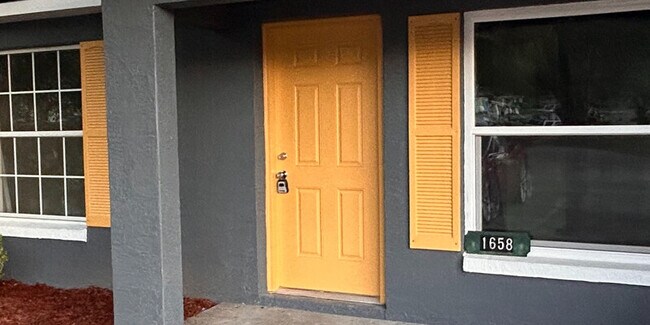 Primary Photo - Quail Run Duplex