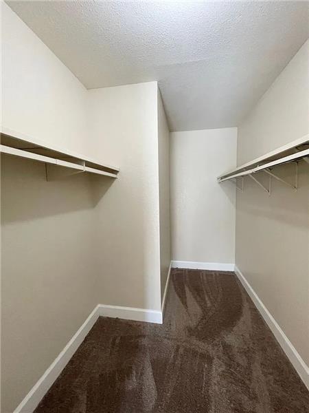 Building Photo - 700 Los Lunas Way