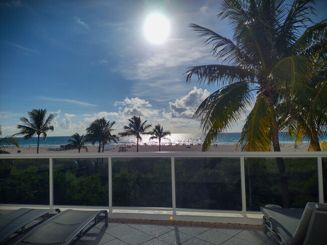 Ocean view from thee pool deck - 100 Lincoln Rd