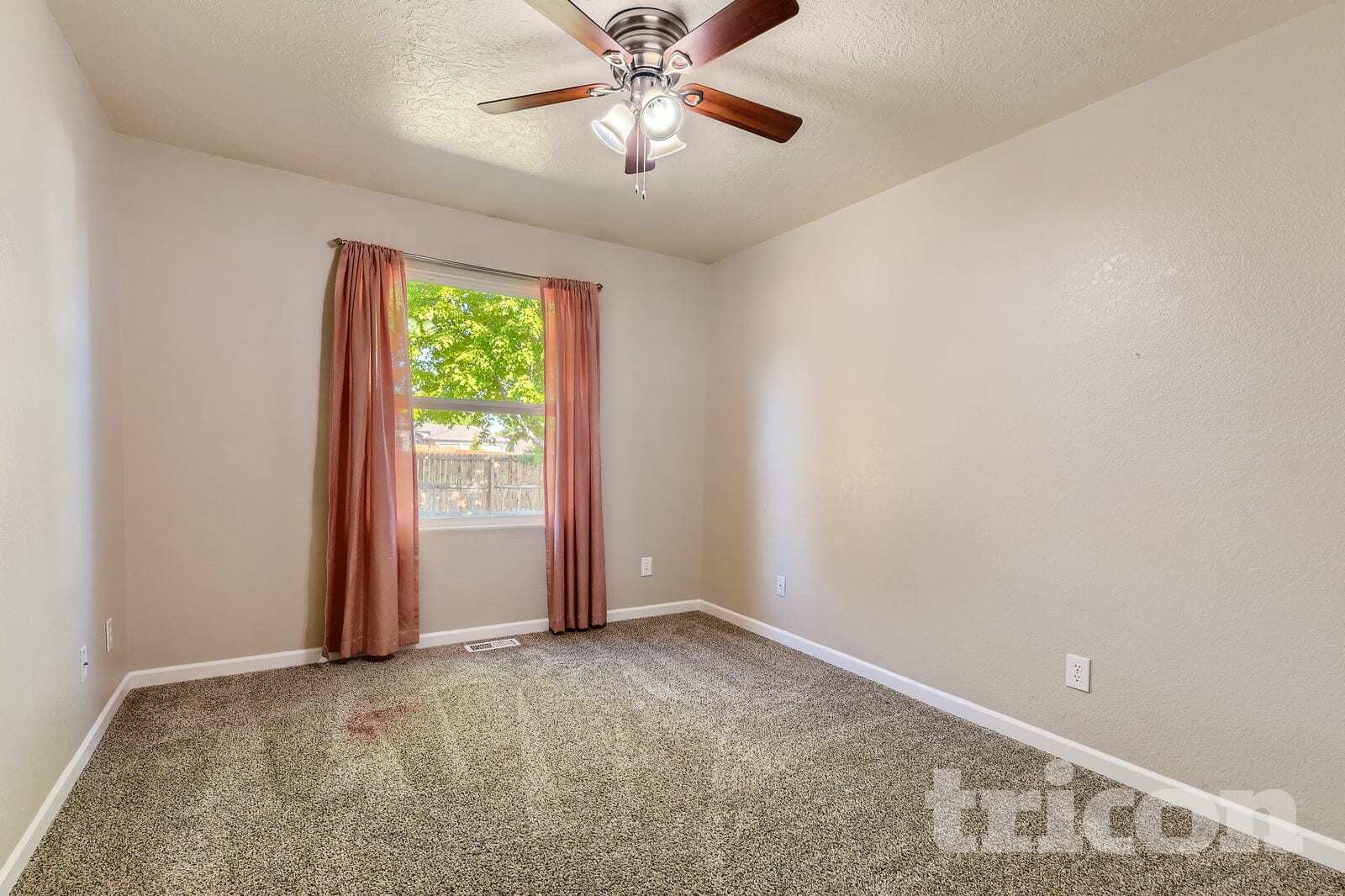 Building Photo - 115 N 42nd Ave