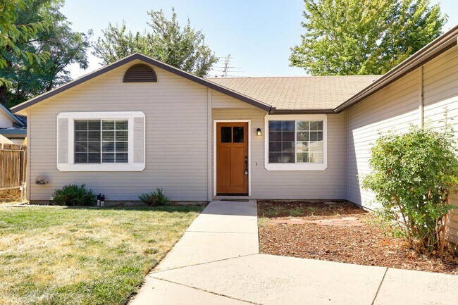 Building Photo - Desirable South East Boise Home for Rent -...