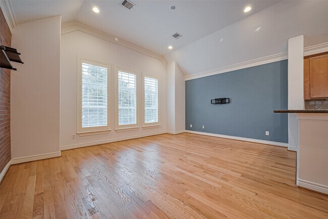Building Photo - 2624 Starboard Point Dr