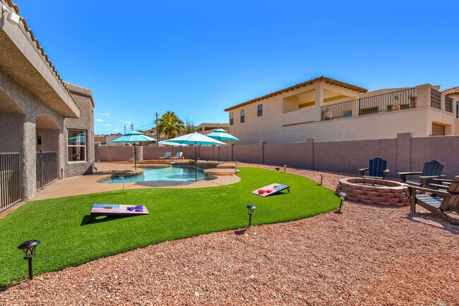 Building Photo - 1800 Burgundy Dr