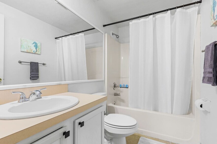 Building Photo - 4415 SW 34th St