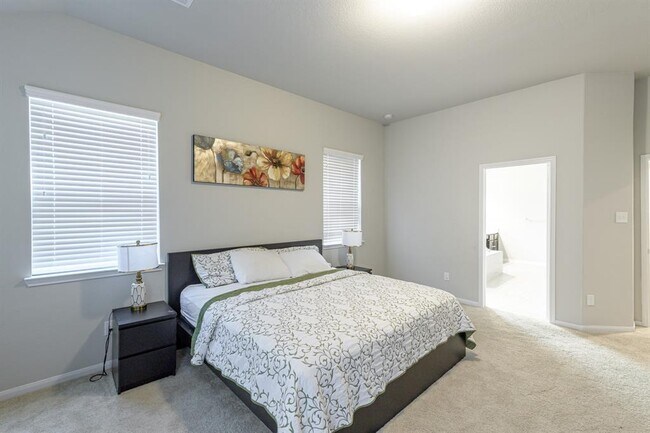 Building Photo - 4519 Hronas Dr