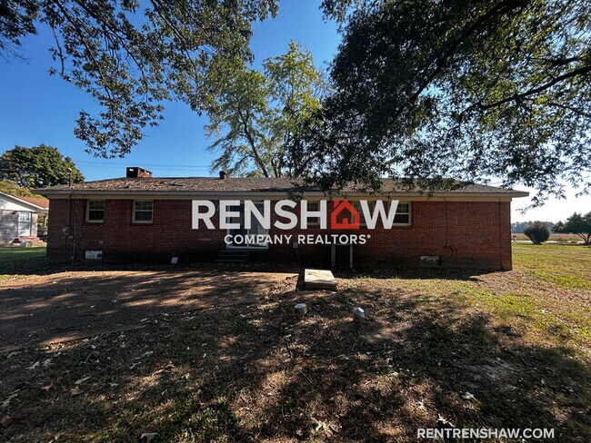 Building Photo - 1395 Old Humboldt Rd