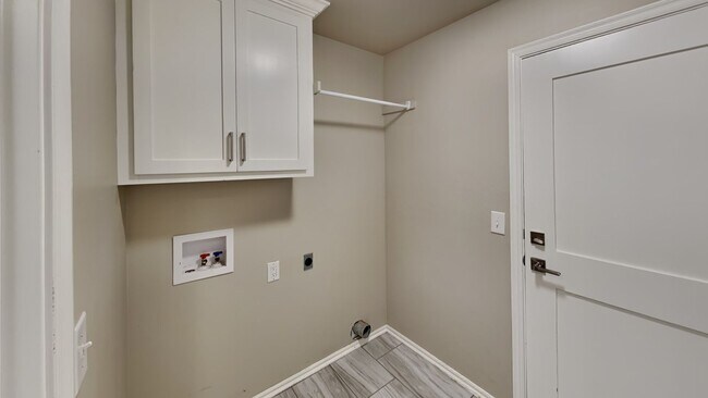 Building Photo - 3 Bedroom Home in Edmond