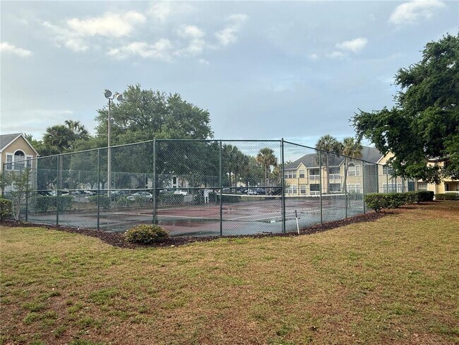 Building Photo - 1025 S Hiawassee Rd