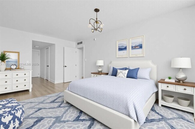 Building Photo - 18081 Biscayne Blvd