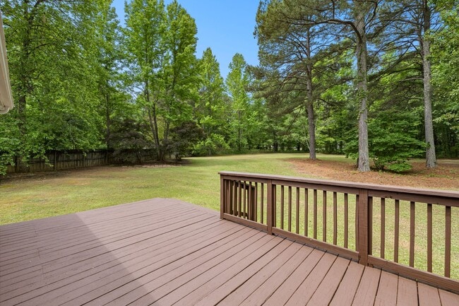 Building Photo - Immaculate 4BR Home with In Law Suite in Prime Location