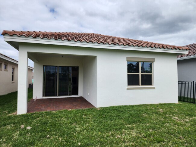 Building Photo - 9714 Bucklow Hill Dr