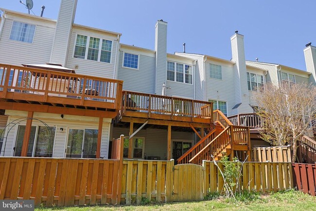 Building Photo - 3641 Bracknell Dr