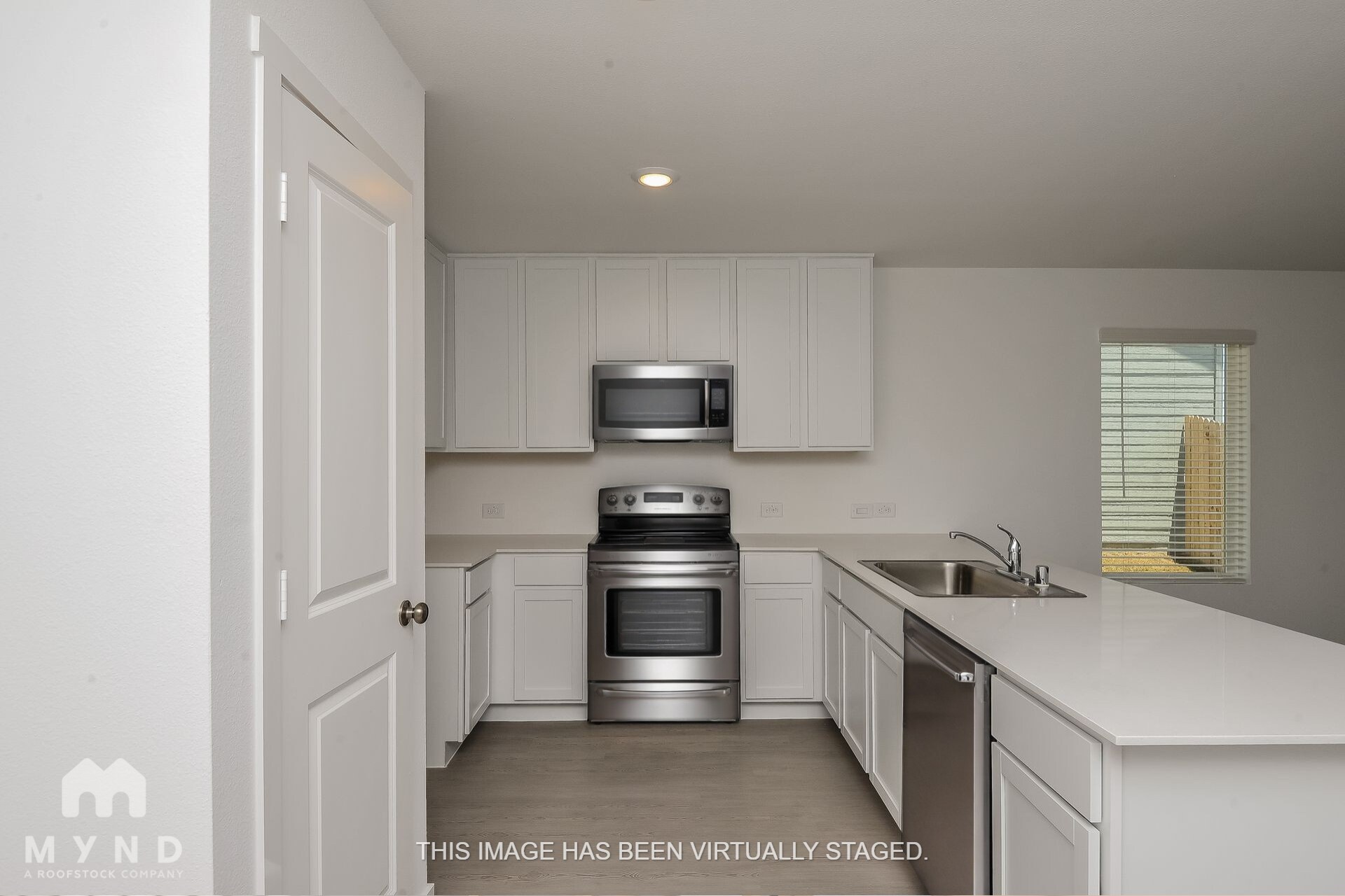Building Photo - 2744 Mistwood Dr