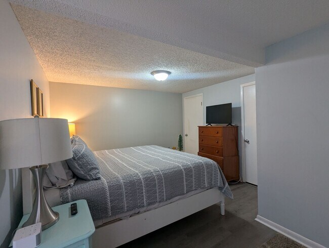Building Photo - Lakefront Living on Little Lake Geneva – Main Home + Private In-Law Suite!