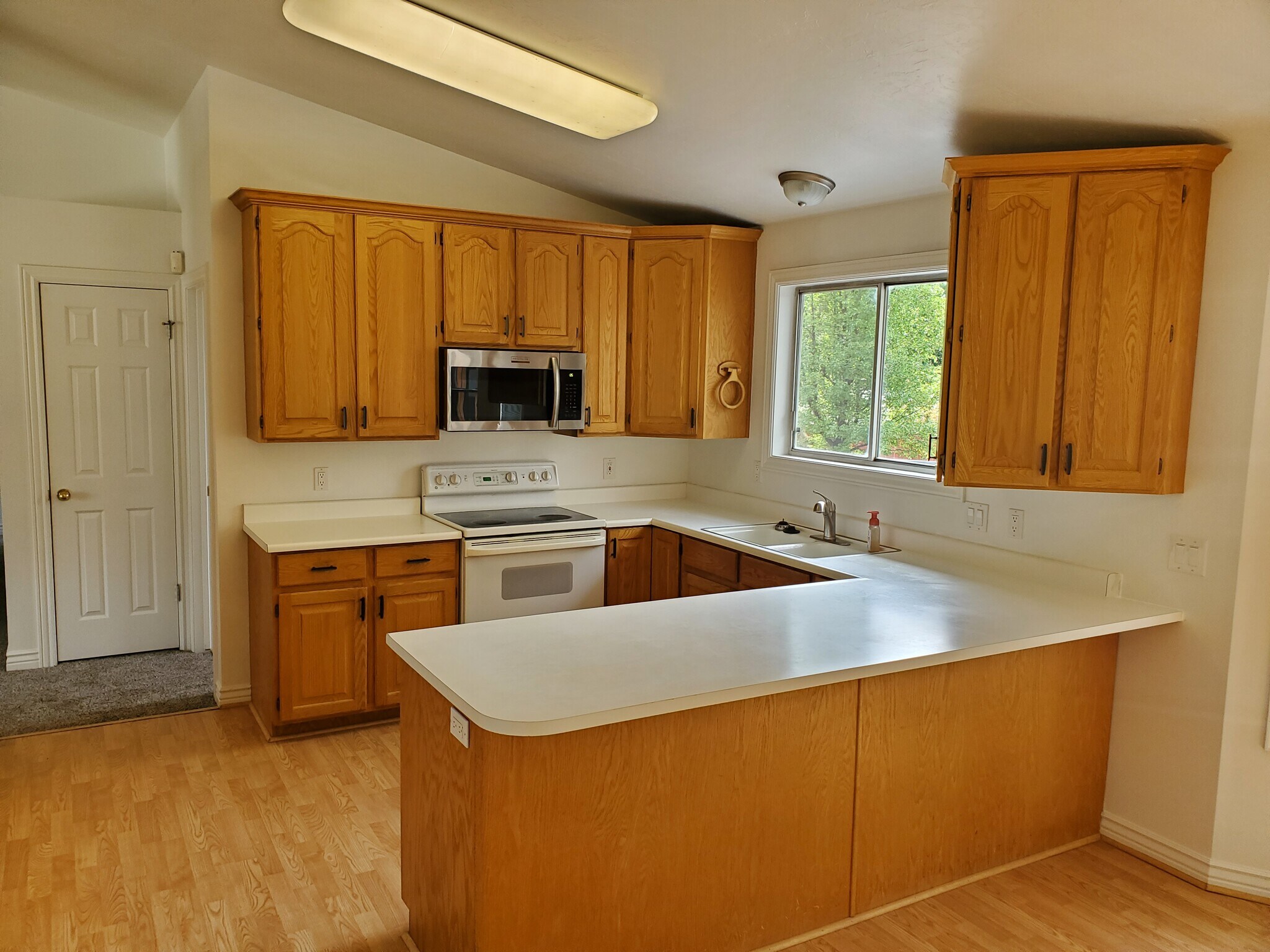 Building Photo - 4785 W Dorilee Dr