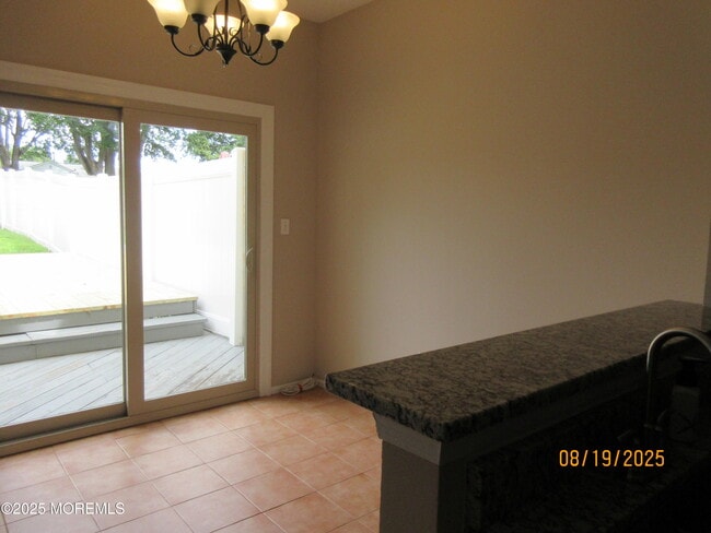 Building Photo - 29 Longbrook Ln