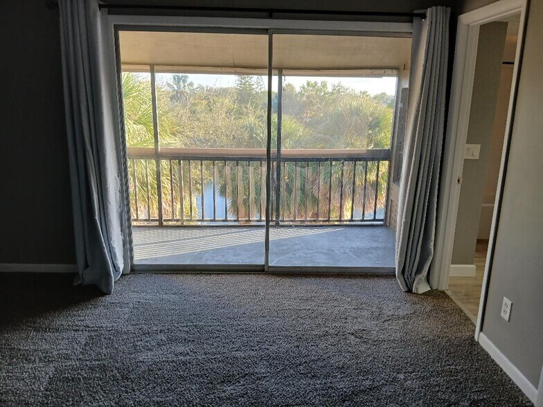 Building Photo - 6319 Newtown Cir