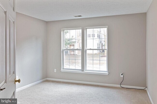 Building Photo - Condo Living in Owings Mills In a Cozy Neighborhood 2 Bedroom 2 Bathroom