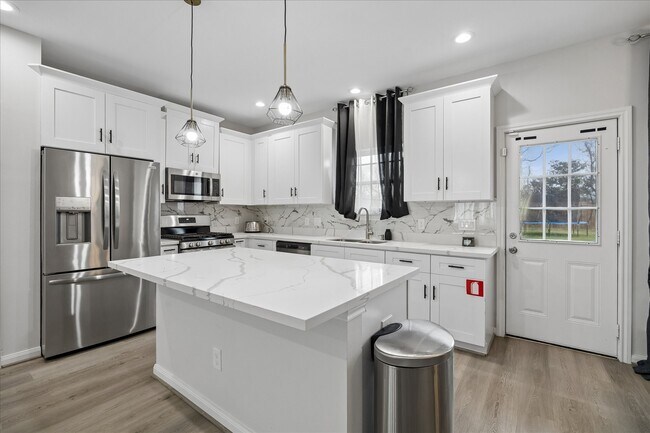 Building Photo - 8308 James Franklin St