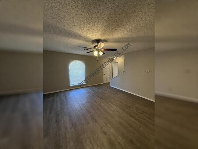 Building Photo - 1064 NW 7th St