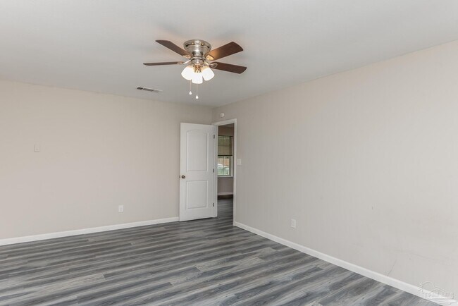 Building Photo - 2217 N 61st Ave