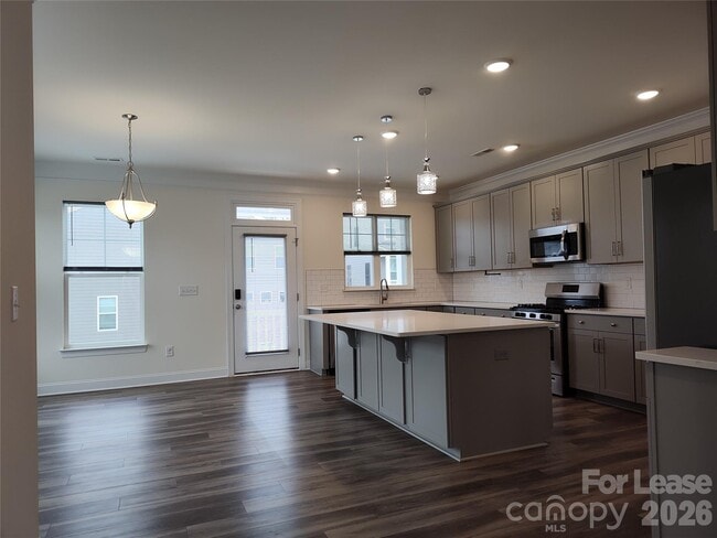 Building Photo - 10459 Glenmere Crk Cir