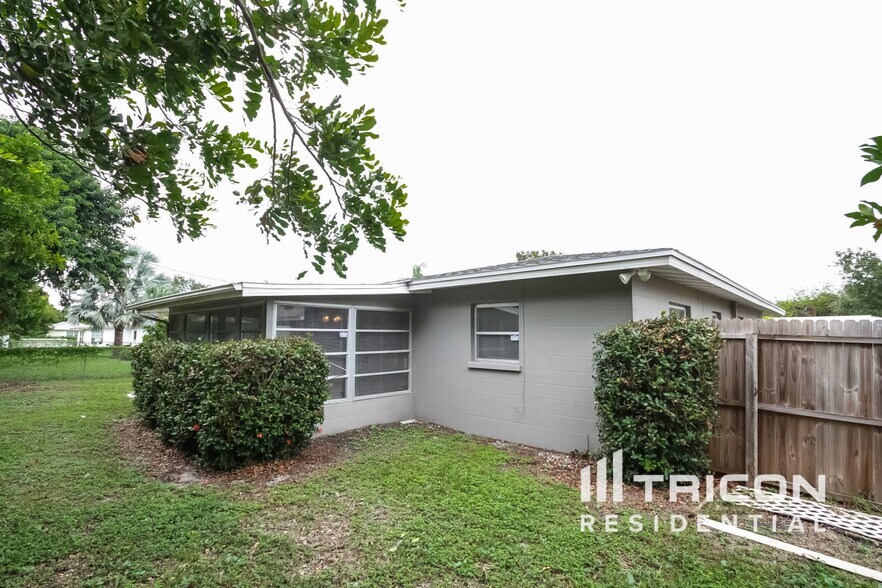 Building Photo - 6504 Georgia Ave