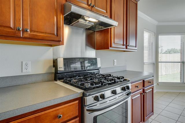 Building Photo - 5208 Brookside Dr