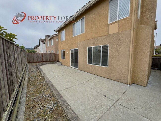 Building Photo - 31 Cymbidium Cir