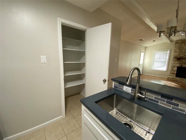 Building Photo - 11303 Ptarmigan Cove