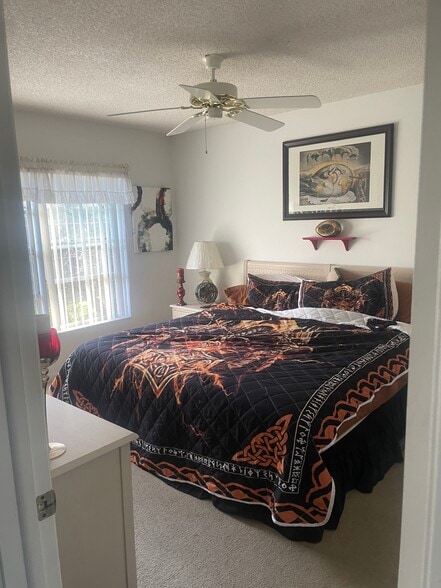 Master Bed Stays , King - 6424 Spring Flower Dr