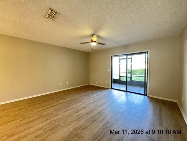 Building Photo - Daytona Beach 2/2.5 townhome